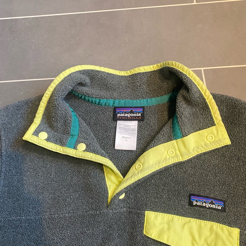 SOLD ⭕️ (Patagonia) fleece - Picture 3 of 4